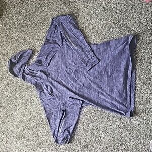 Old Navy Active semifitted fleece swearshirt size L